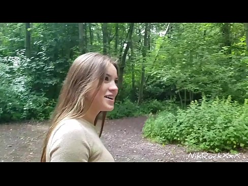 ❤️ Suxerinlle a Evelina que fodemos nun lugar público! Ela dixo que si. Entón fodiuna no cu e corme na súa boca. Entón ela cabreouse. ☑ Porno anal na pornografía gl.playcrot69.top