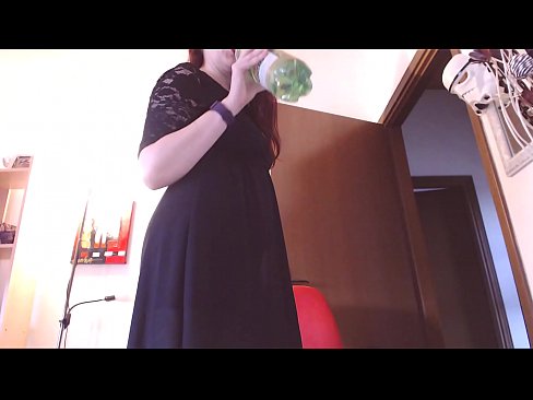 ❤️ Un escravo sumiso que adora as bragas sucias e deliciosas vese obrigado a masturbarse despois de ver este vídeo! ☑ Porno anal na pornografía gl.playcrot69.top